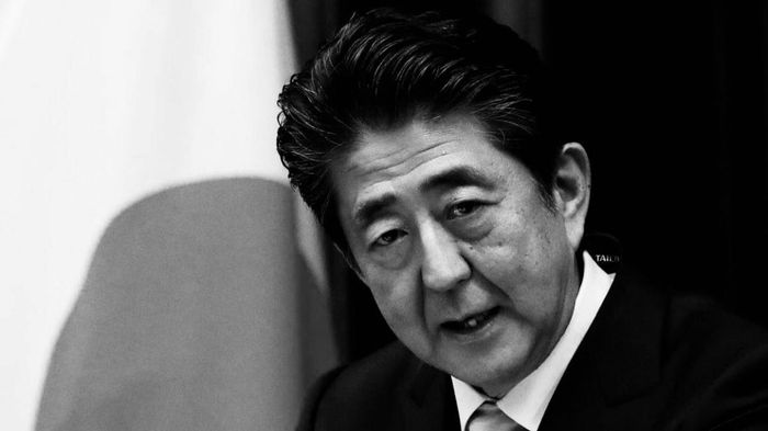 Các nhà lãnh đạo thế giới chia buồn sau khi cựu Thủ tướng Nhật Bản qua đời
